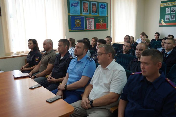 Азнакай районы эчке эшләр бүлегендә – яңа җитәкче