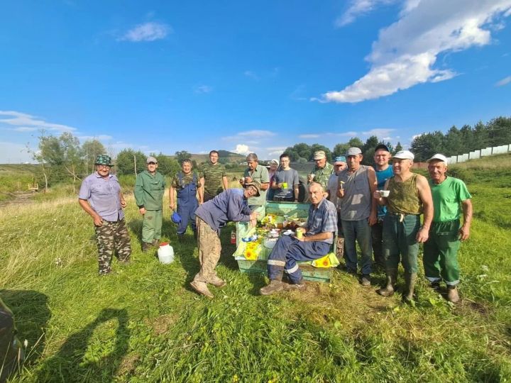 В Мальбагуше провели экологический субботник
