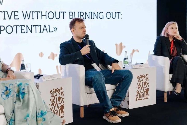 Продуктивность и восстановление: лекция Сергея Подковальникова на молодёжном саммите