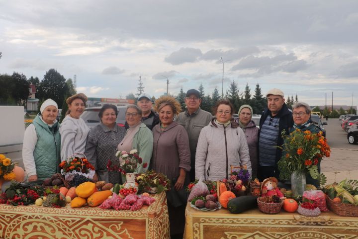 Азнакайда “Әбиләр чуагы” бәйрәме узды