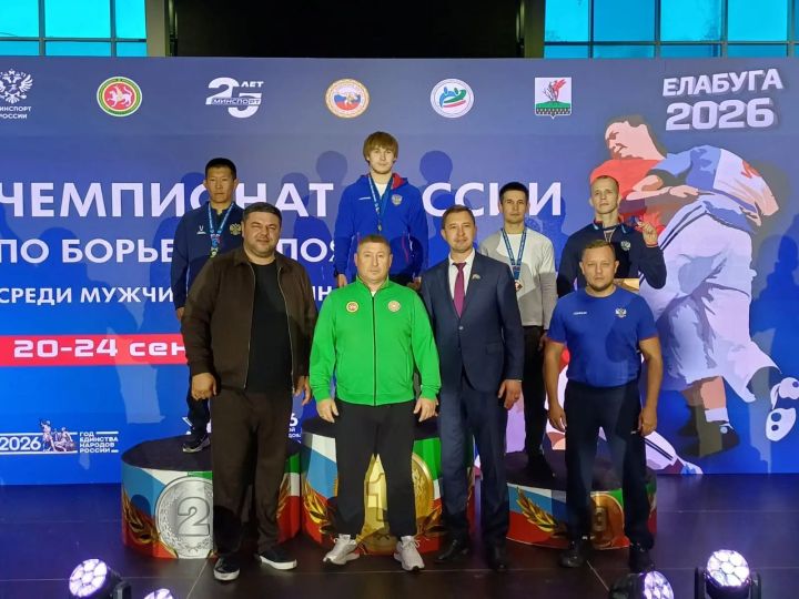 Азнакай көрәшчеләре Россия чемпионатында ике медаль яулады
