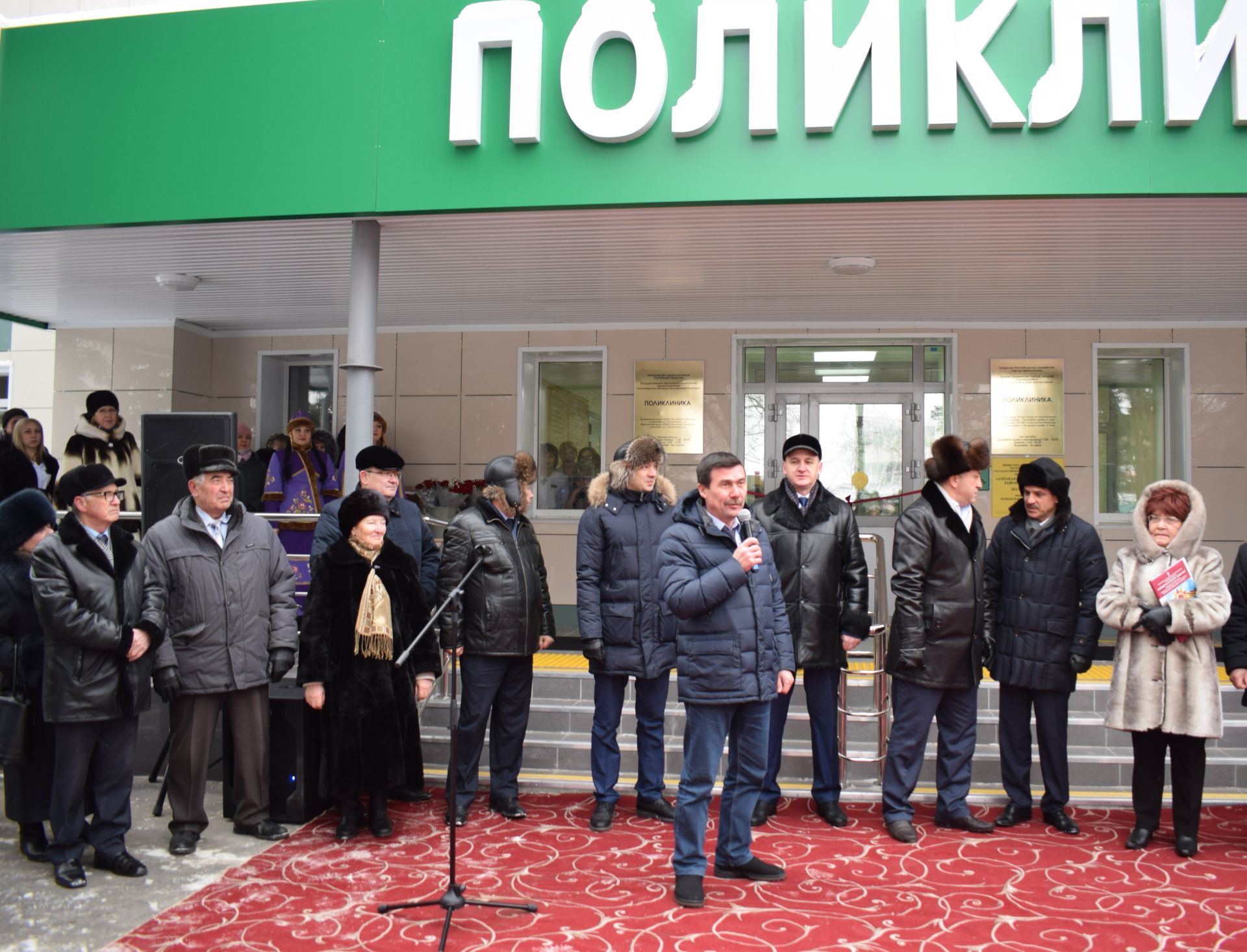 Камеры азнакаево. Азнакаево. Азнакаево город. Поликлиника Азнакаево. Азнакаево центр.