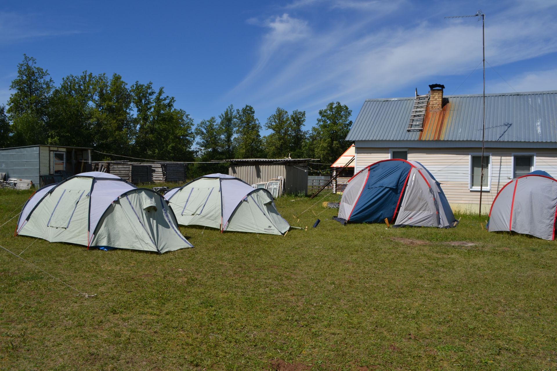 В Азнакаево заработал палаточной лагерь “Родина”
