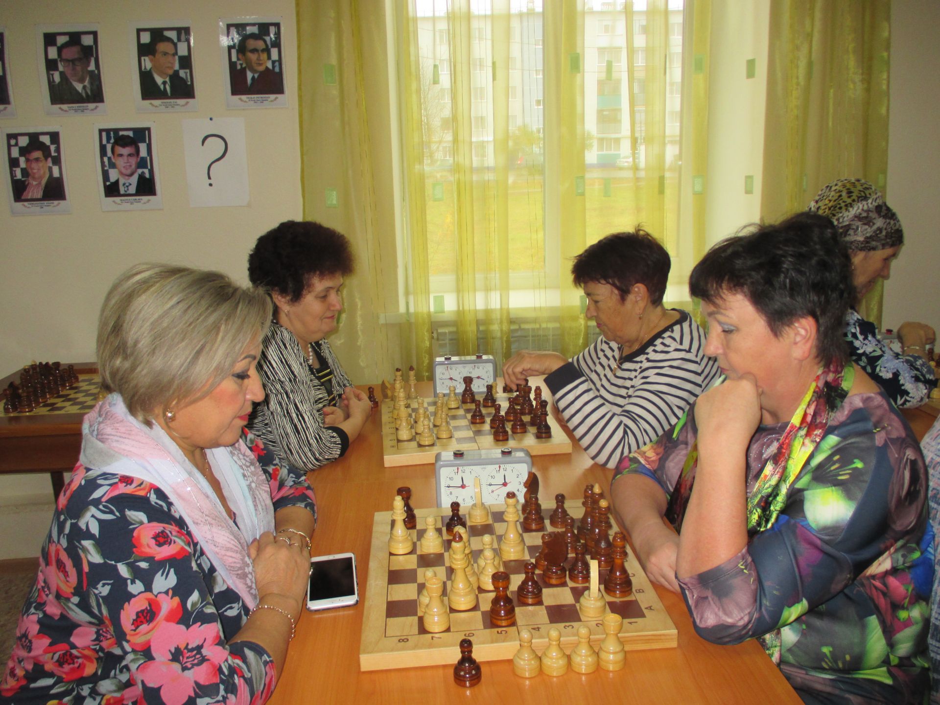 Азнакаевские ветераны любят шахматы (ФОТО)