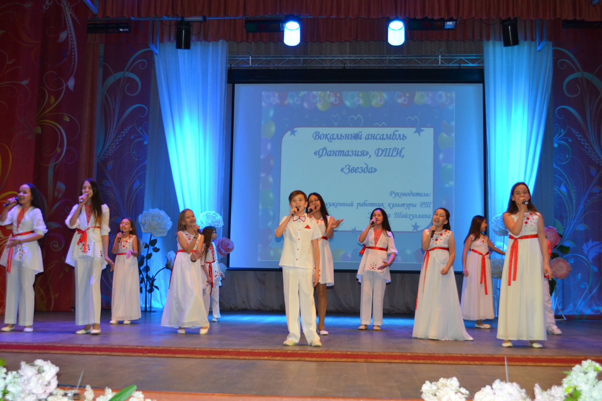 Сегодня в Азнакаево одаренным детям вручили премию “Чулпан” - ФОТО и ВИДЕО