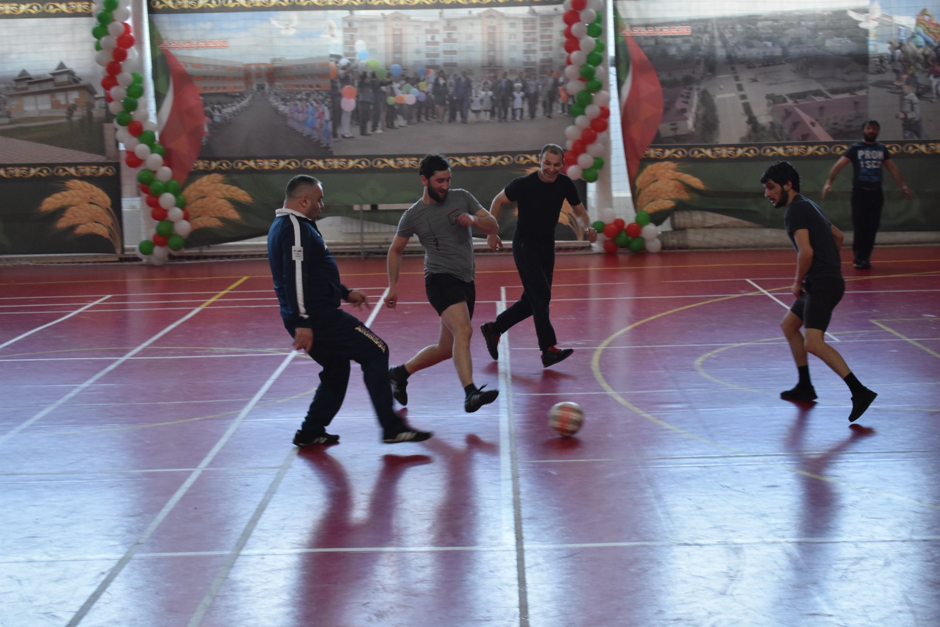 В Азнакаево состоялся матч по мини-футболу армянской диаспоры
