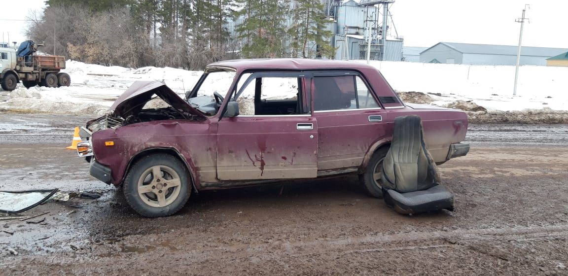 Ваз азнакаево. Тумытык-Азнакаево авария. 7 Августа авария в Азнакаево. Авария в Карабаше 24.01.2016.