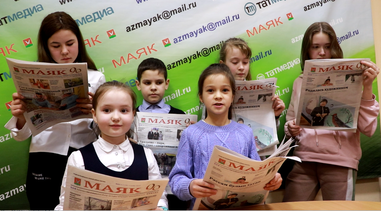 Юнкоры «Маяка» сделали обзор прессы и попробовали себя в роли телеведущих