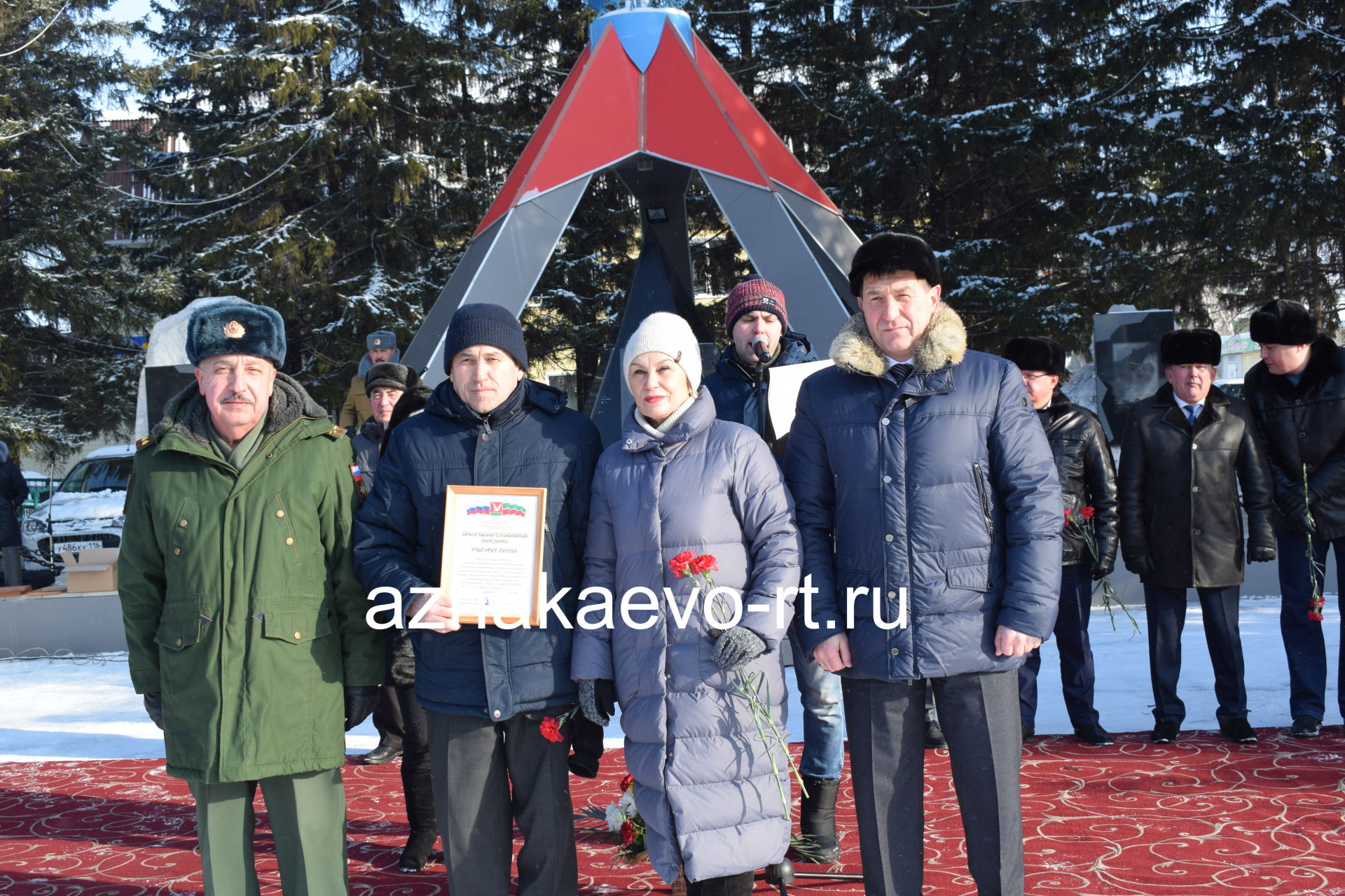 В Азнакаево прошел митинг, посвященный Дню памяти о россиянах, исполнявших служебный долг за пределами Отечества