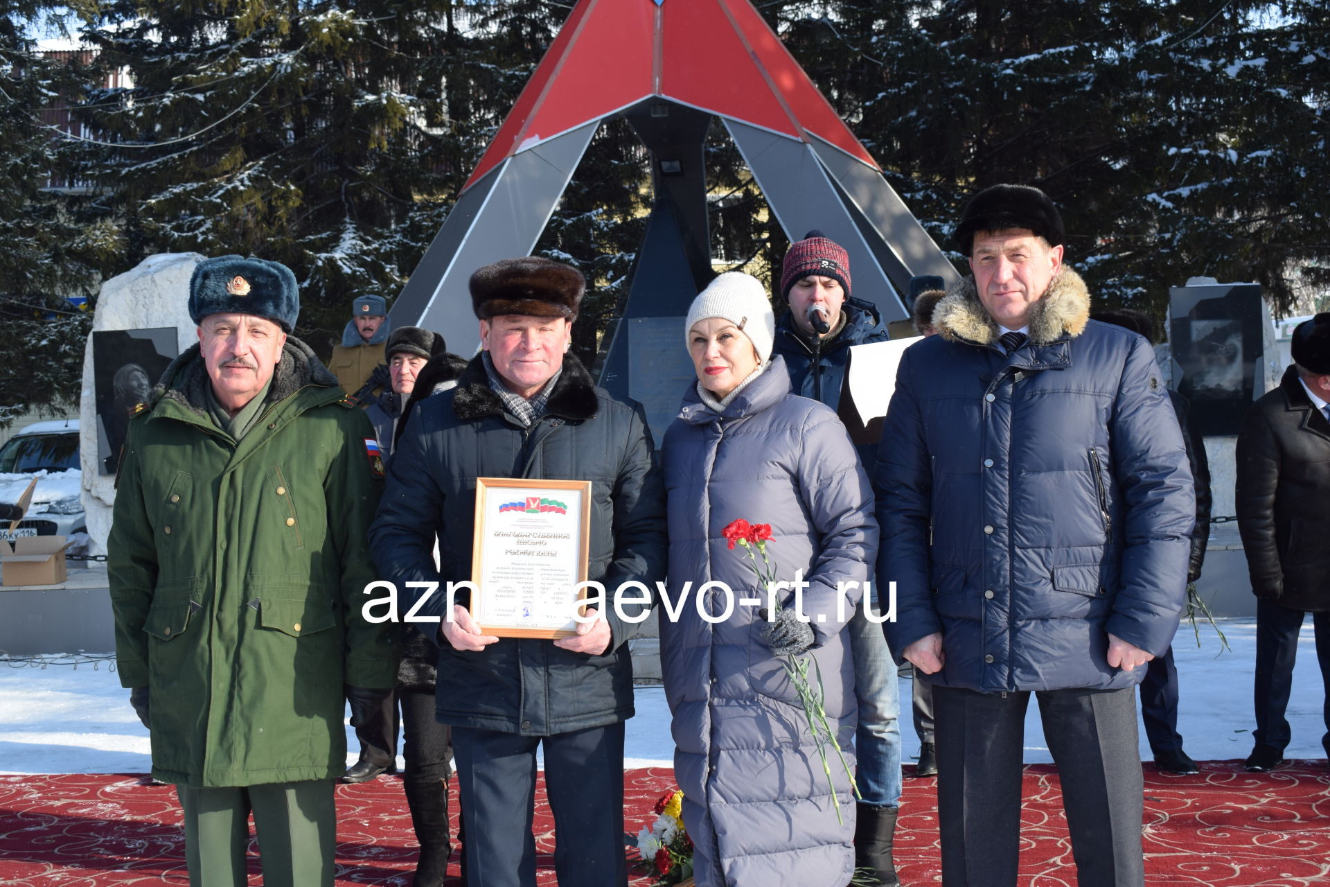 В Азнакаево прошел митинг, посвященный Дню памяти о россиянах, исполнявших служебный долг за пределами Отечества