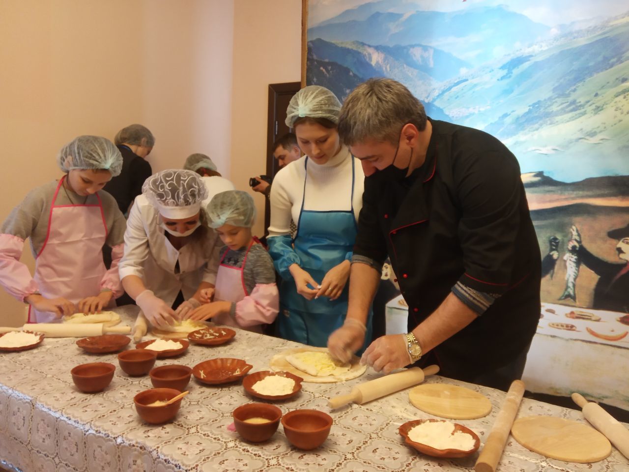 «Гемриели» – значит вкусно! Видеорецепт "Хачапури по-аджарски"