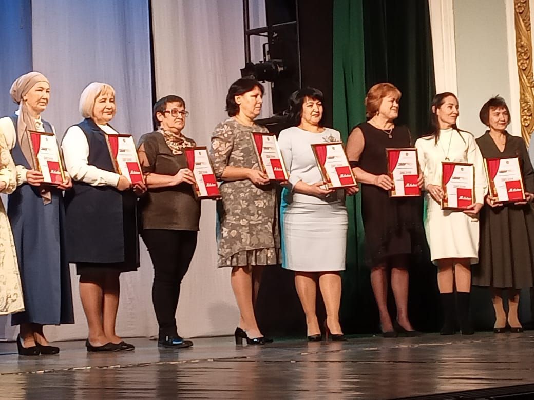Юные артисты Азнакаево стали победителями театрального фестиваля «Сайяр»