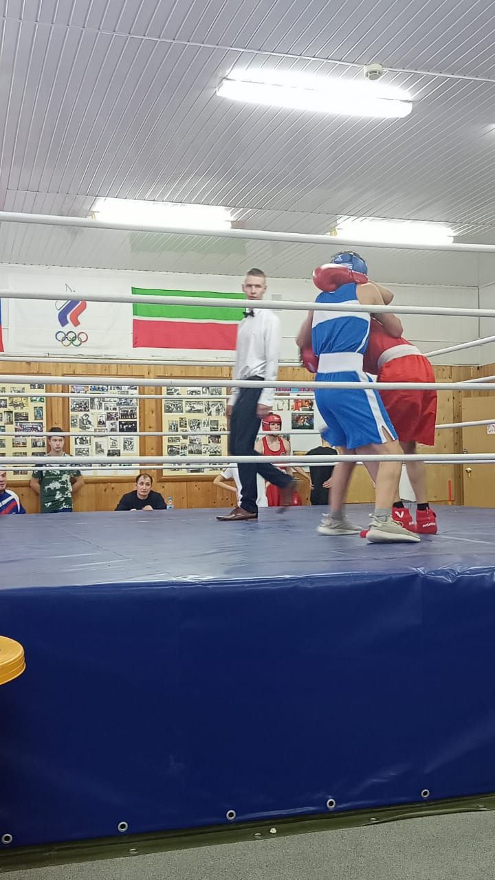 В Азнакаево прошел турнир по боксу