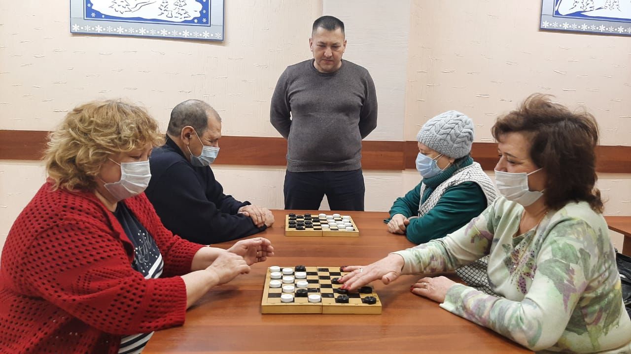 Азнакаевцы любят шахматы