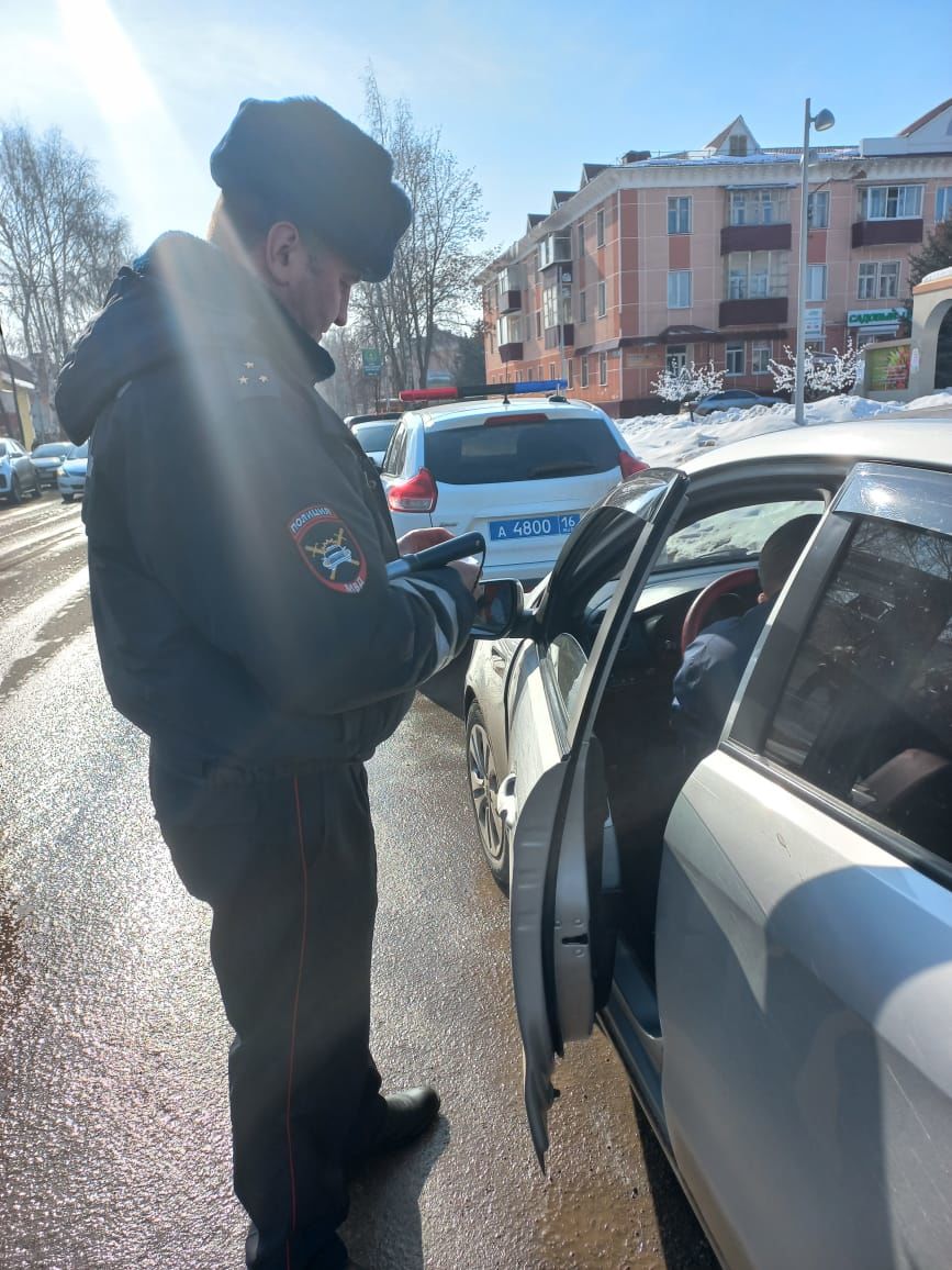 Гаи азнакаево. Инспектор ДПС. ДПС остановили. ДПС Азнакаево. Инспектор ДПС ГАИ.