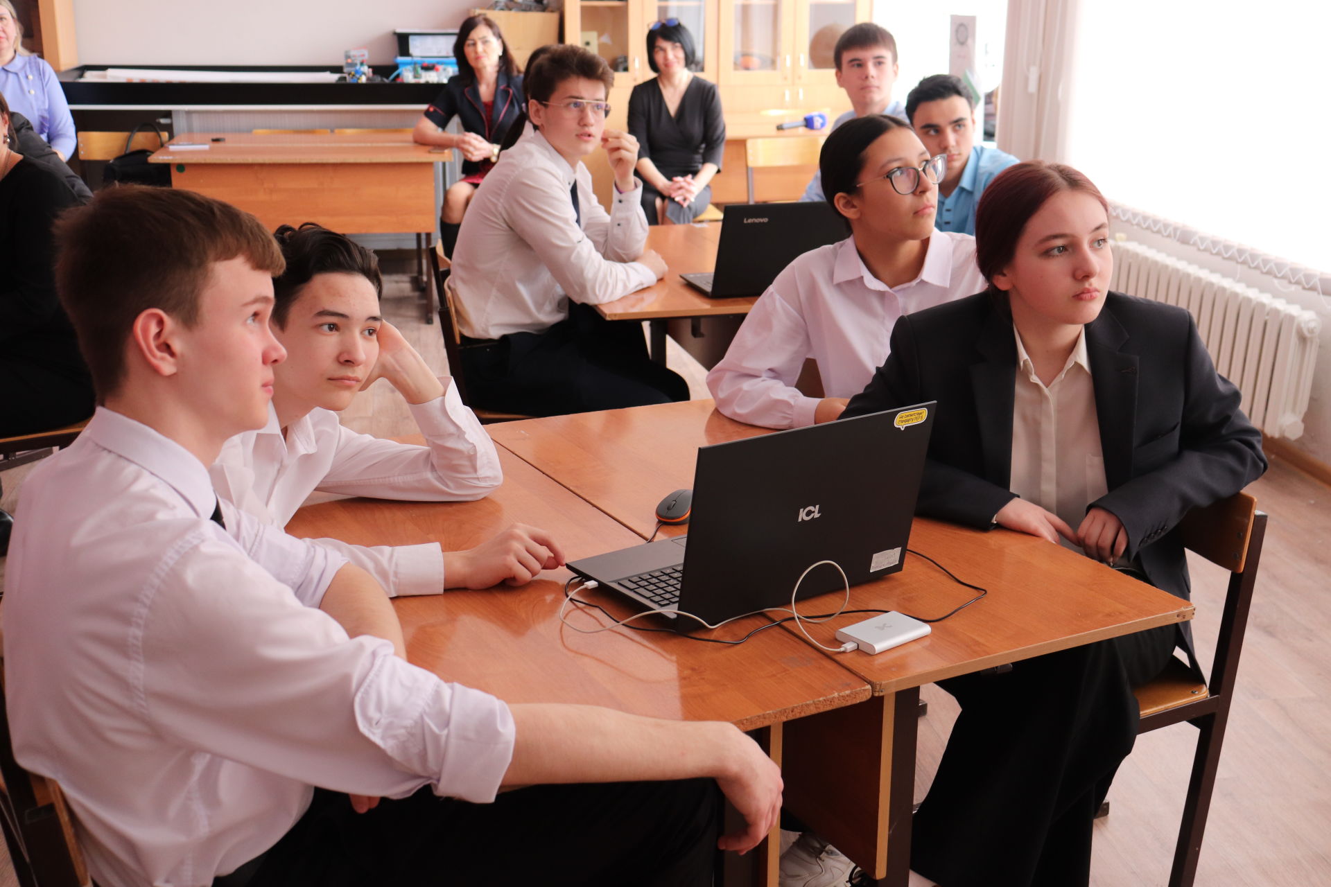 В азнакаевских школах проходят «Уроки цифры»