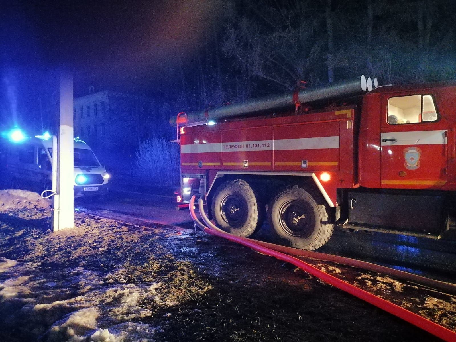 Азнакаево видео. Пожар в Азнакаево. Пожар в Азнакаево сегодня. Агат Азнакаево пожар. Пожар в Азнакаево 8 ноября.