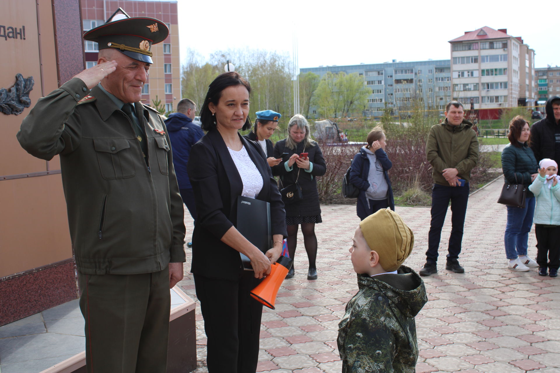 В Азнакаево прошел конкурс военной песни и строя среди дошкольных образовательных учреждений