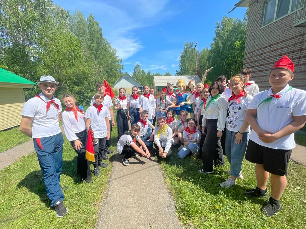 В Азнакаево состоялось торжественное открытие детского оздоровительного лагеря «Солнышко»