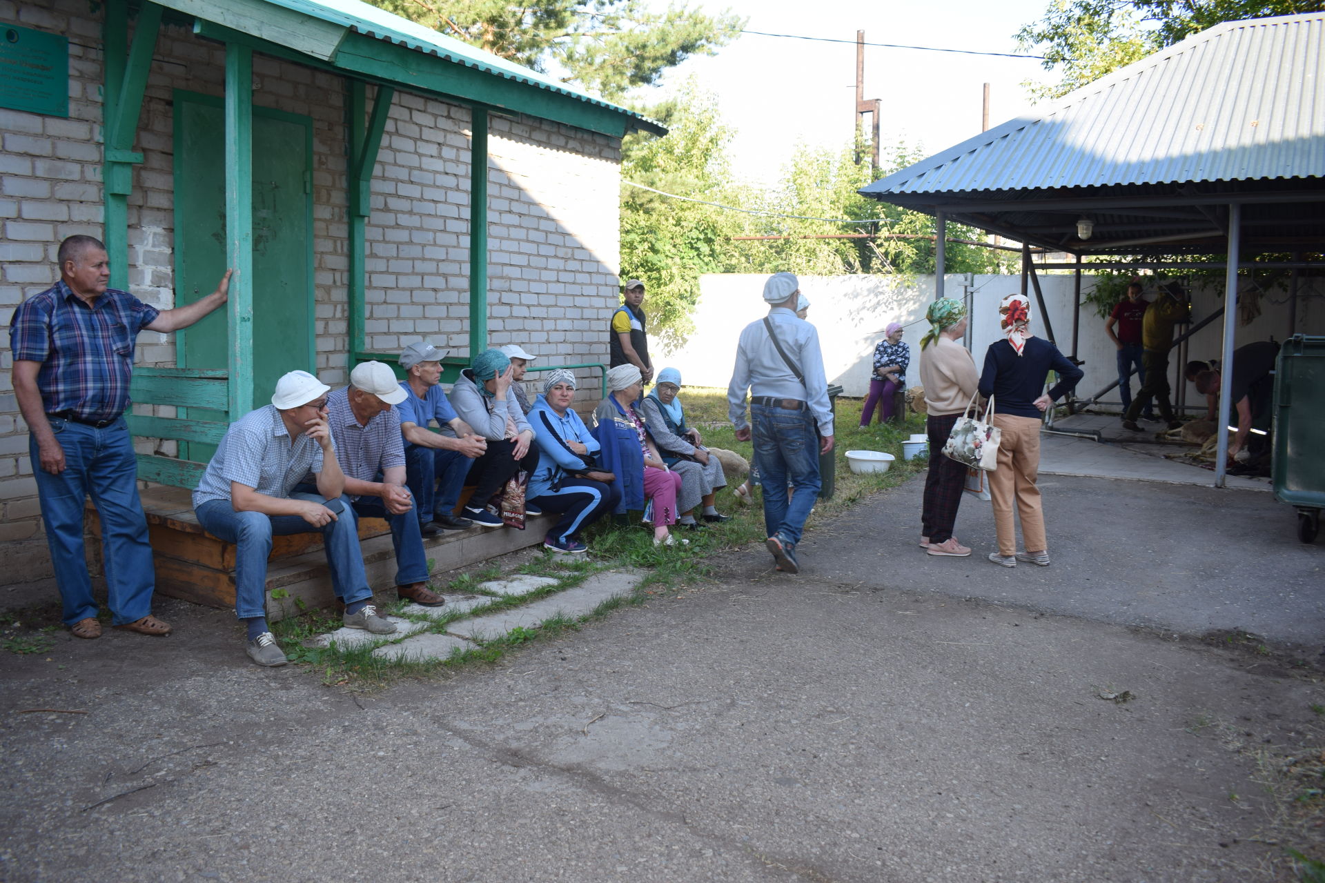 Сегодня в мечетях Азнакаевского района прошел праздничный намаз