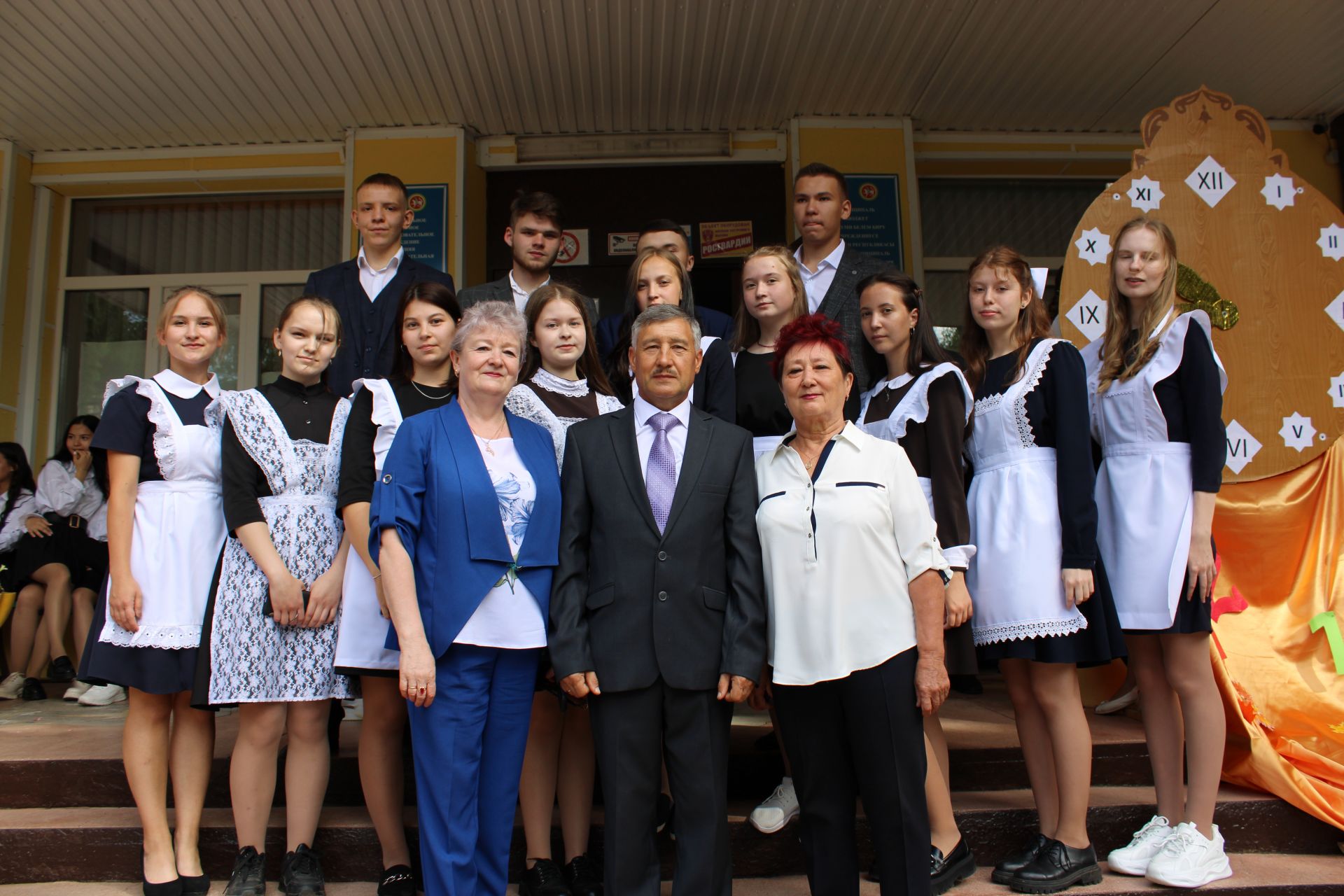 8 school 7. 8 Школа Азнакаево. 1 Школа Азнакаево. 7 Школа Азнакаево. Вторая школа Азнакаево.