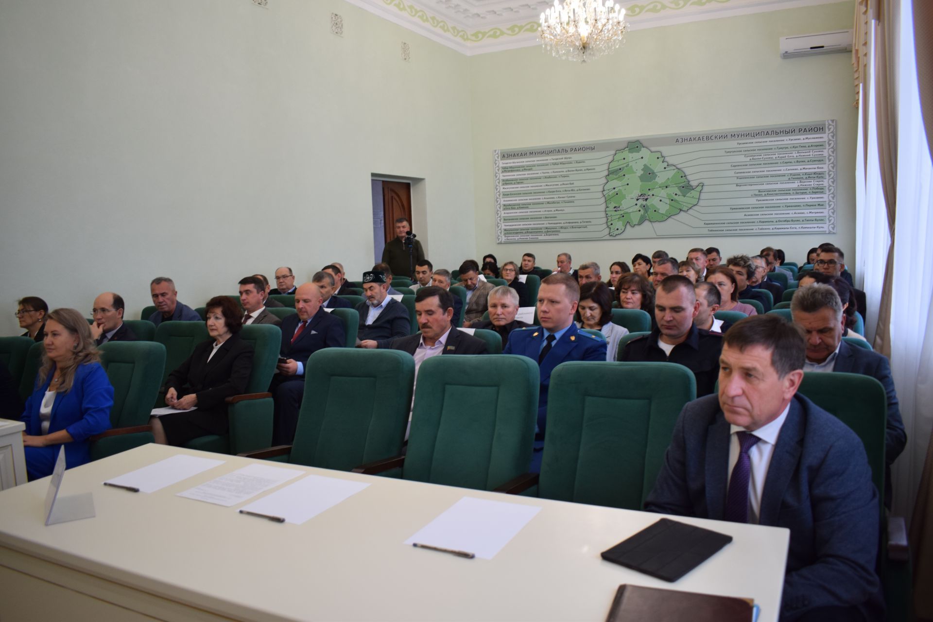 Состоялось совместное заседание депутатов Азнакаевского районного и городского Советов депутатов четвертого созыва