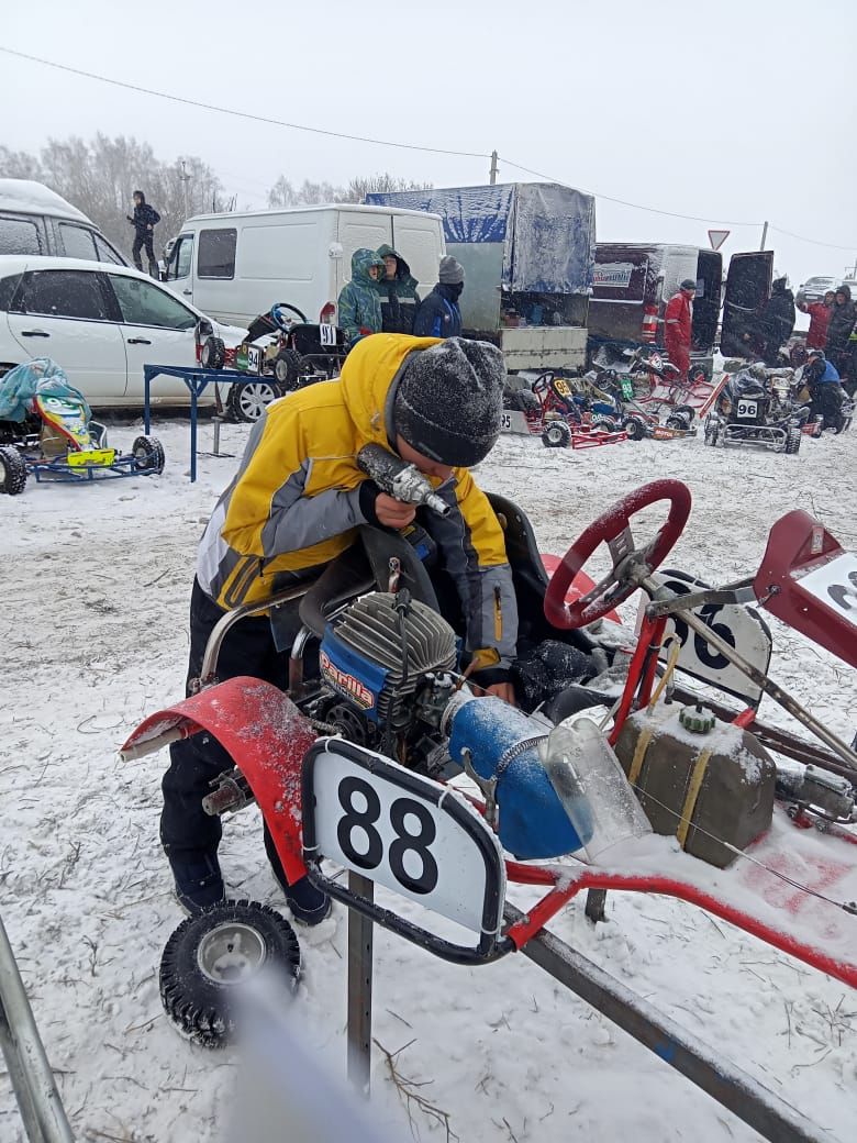 Юные картингисты Азнакаево заняли призовые места в Сарманово