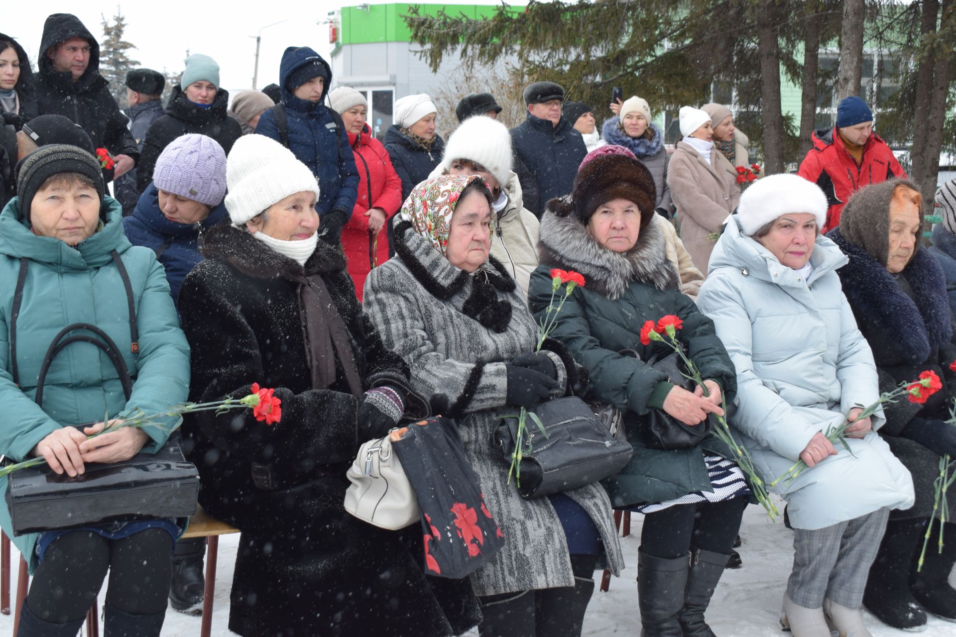 В Азнакаево отметили День памяти воинов-интернационалистов