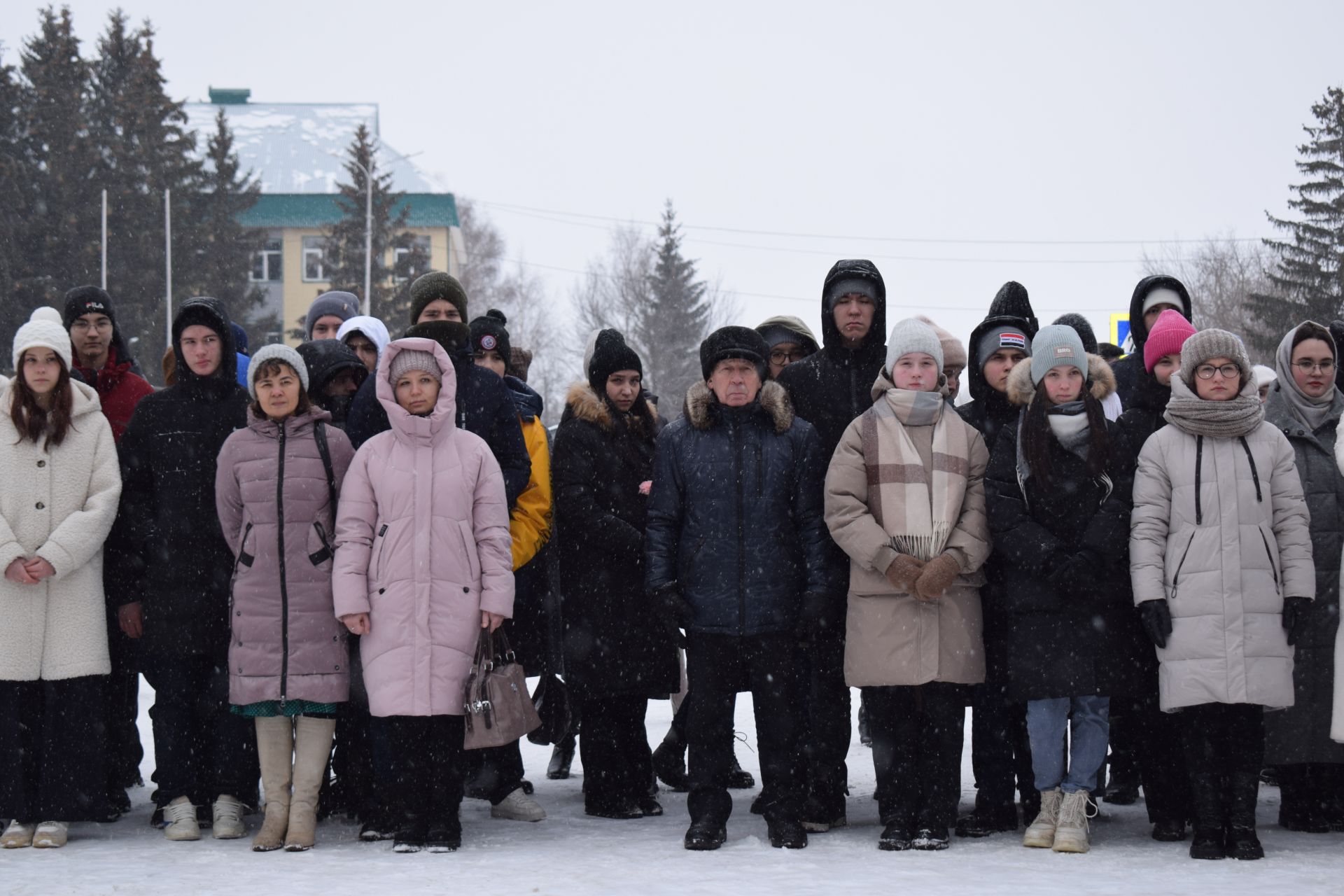 В Азнакаево отметили День памяти воинов-интернационалистов