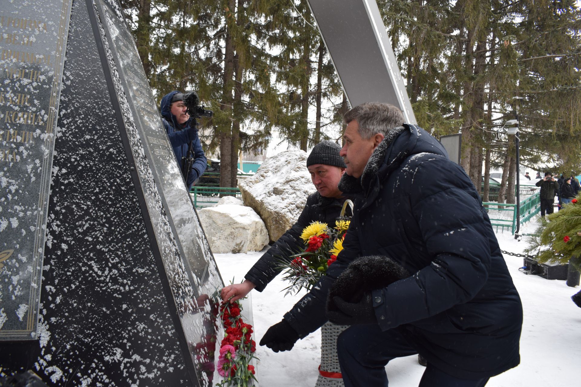 В Азнакаево отметили День памяти воинов-интернационалистов