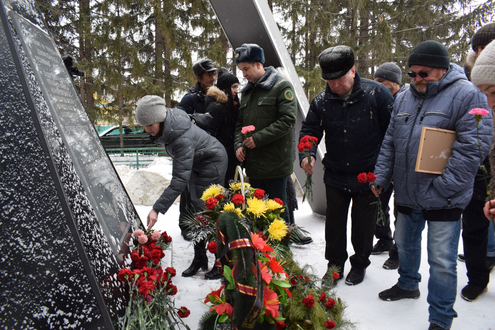 В Азнакаево отметили День памяти воинов-интернационалистов