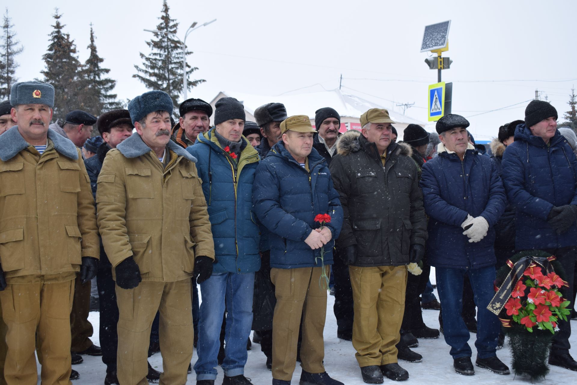 В Азнакаево отметили День памяти воинов-интернационалистов