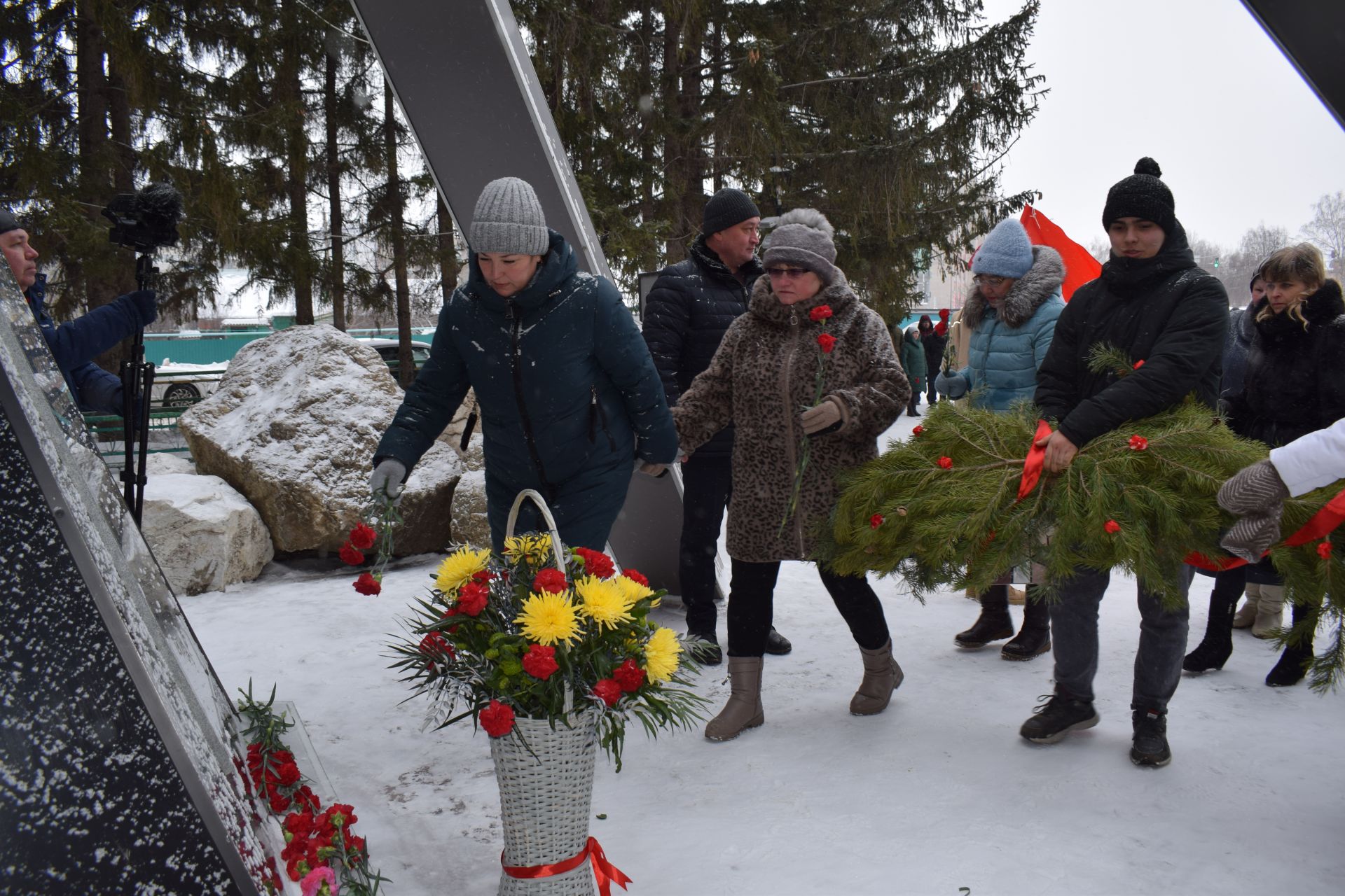 В Азнакаево отметили День памяти воинов-интернационалистов