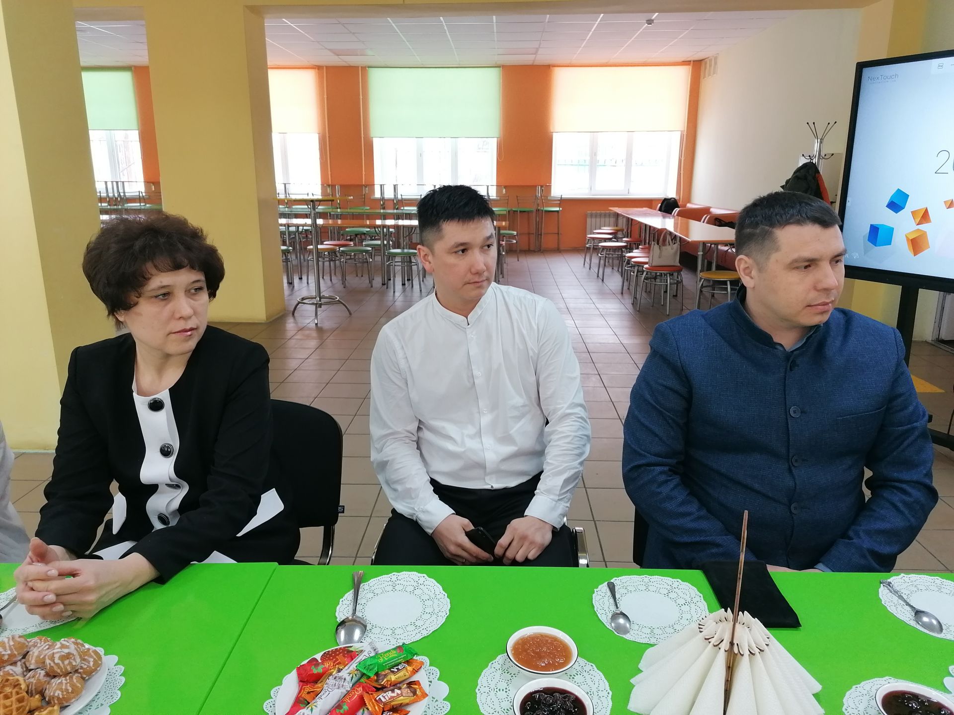 Члены общественного совета Азнакаевского района встретились с учащимися