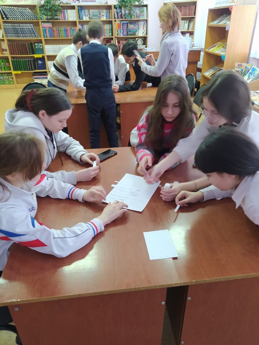 У азнакаевских  детей традиционные печатные издания всегда остаются в приоритете