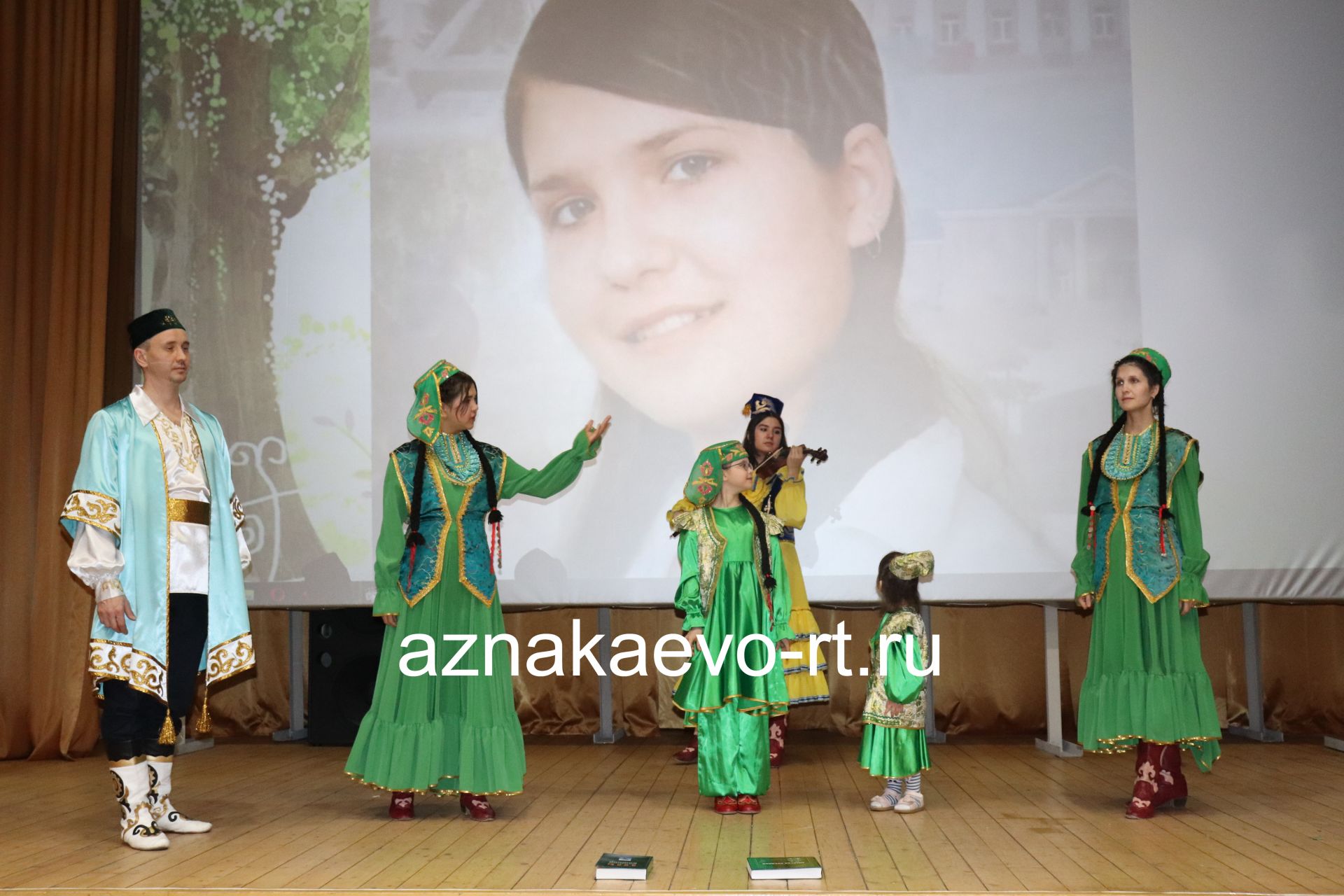 Азнакаевские семьи представили свои родословные