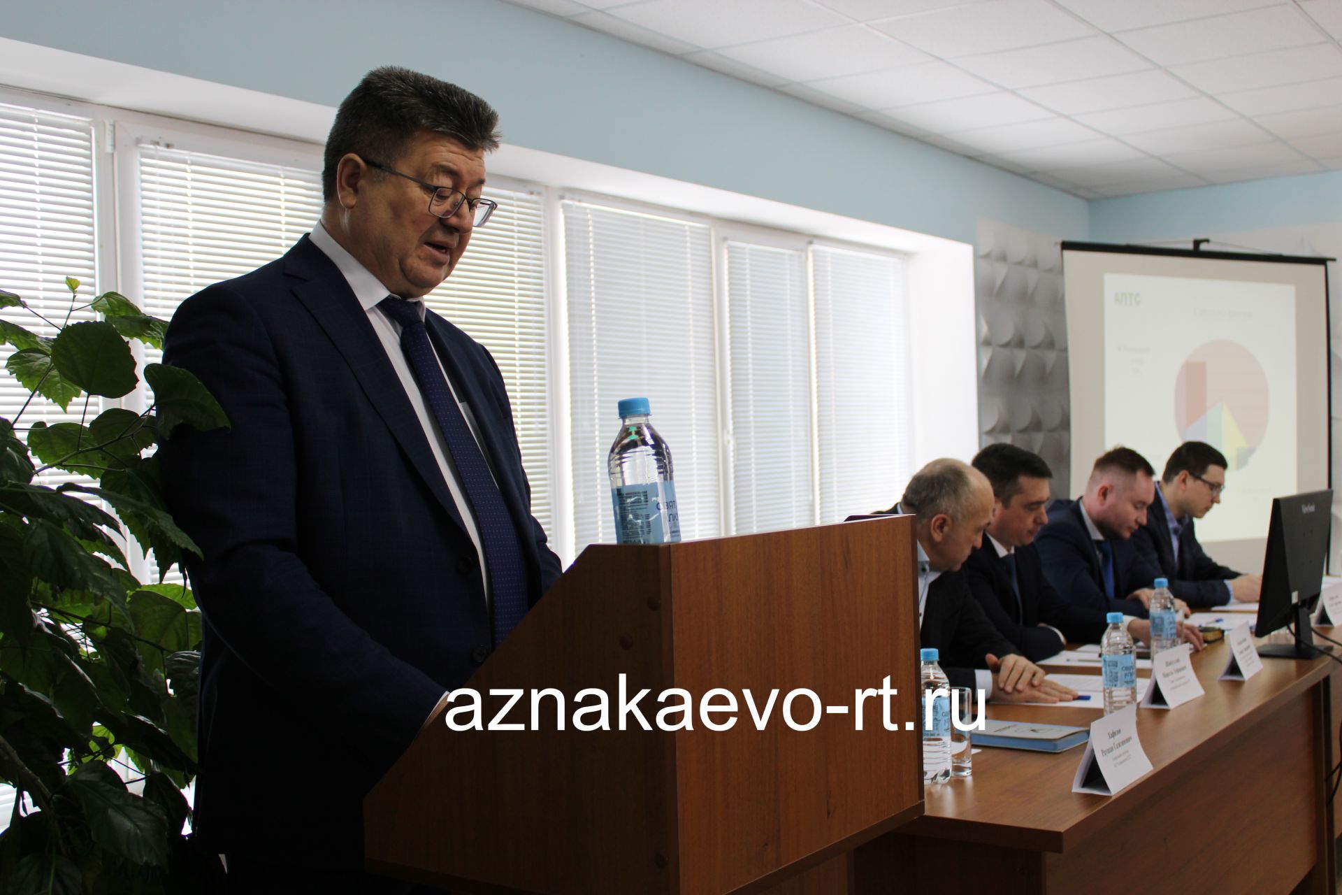 На собрании трудового коллектива Азнакаевского предприятия тепловых сетей подвели итоги работы