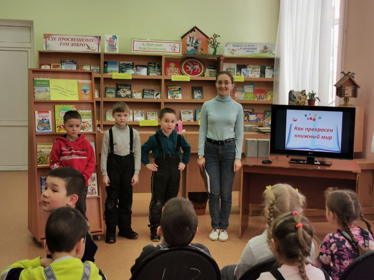 В Азнакаево отметили Всемирный день поэзии
