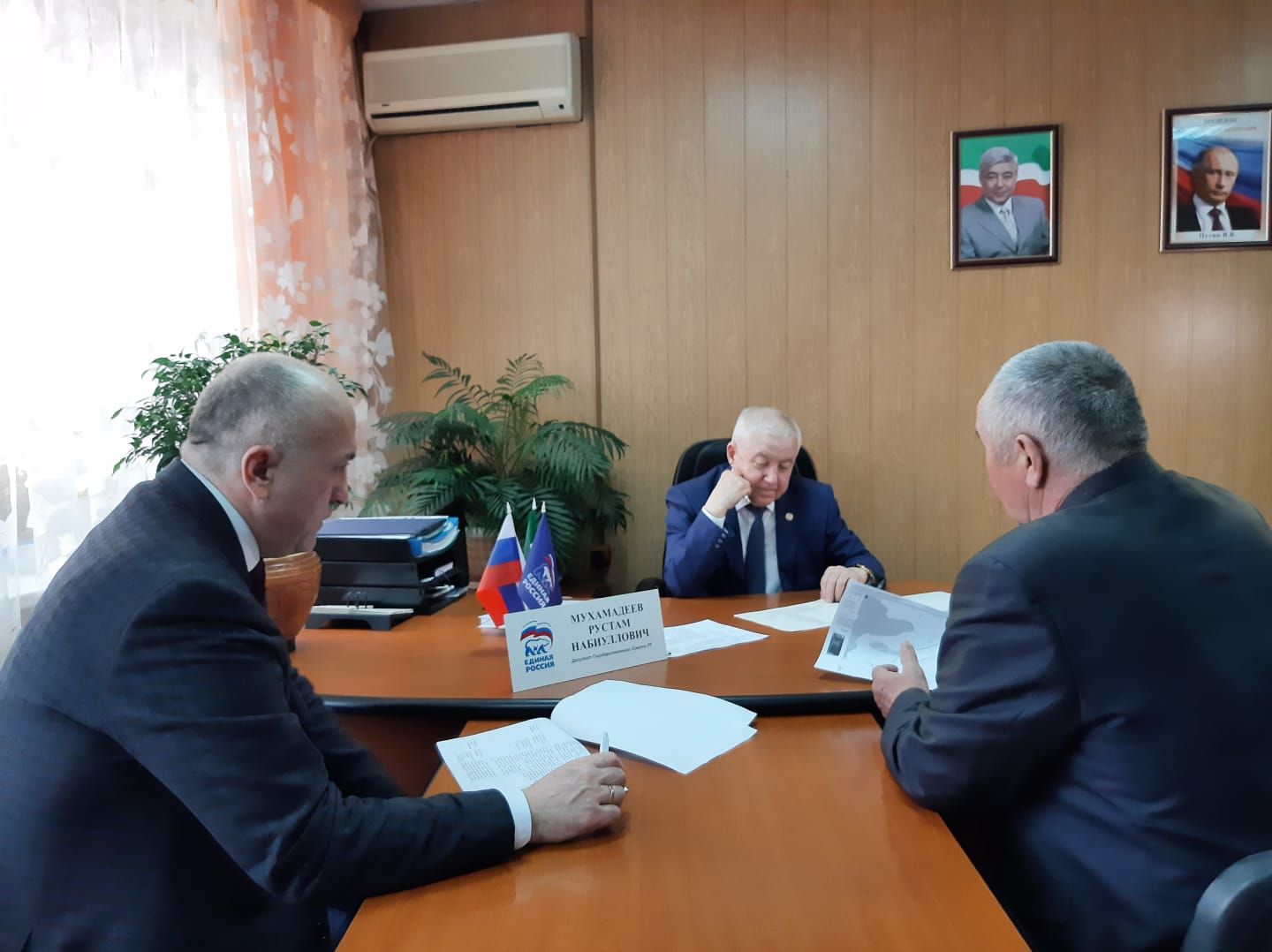 Азнакайлыларны депутат кабул итте