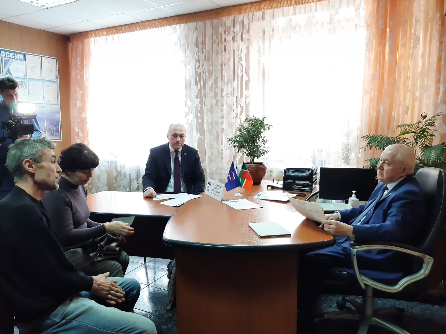 В Азнакаево состоялся прием депутата