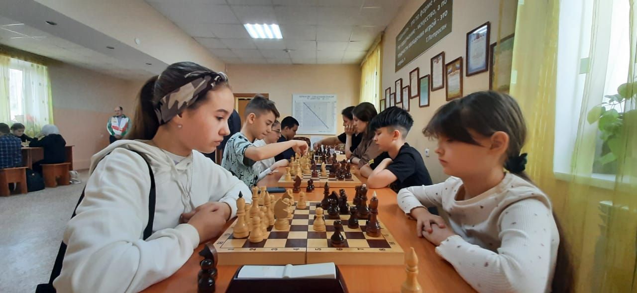 Азнакайда шахмат буенча район турниры үтте