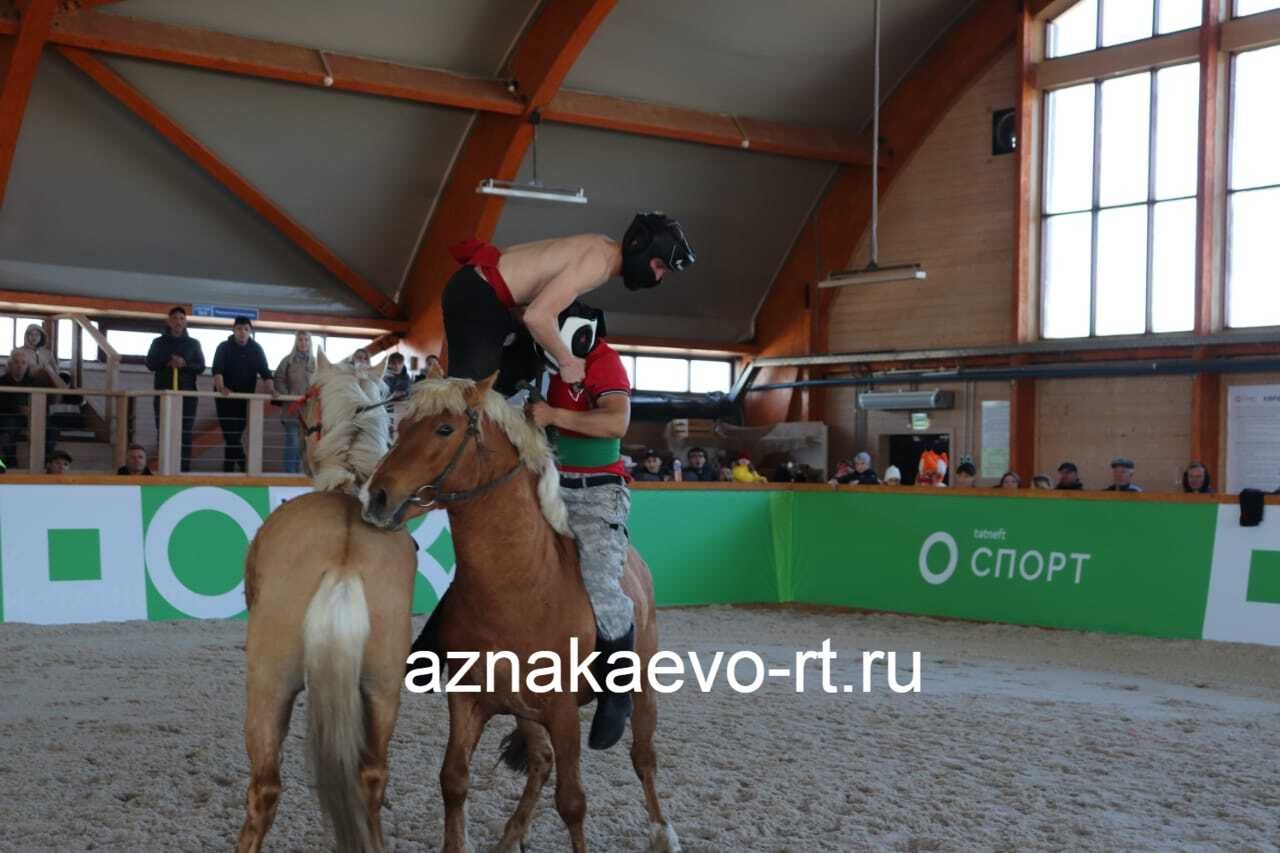 В Азнакаево прошли конноспортивные соревнования