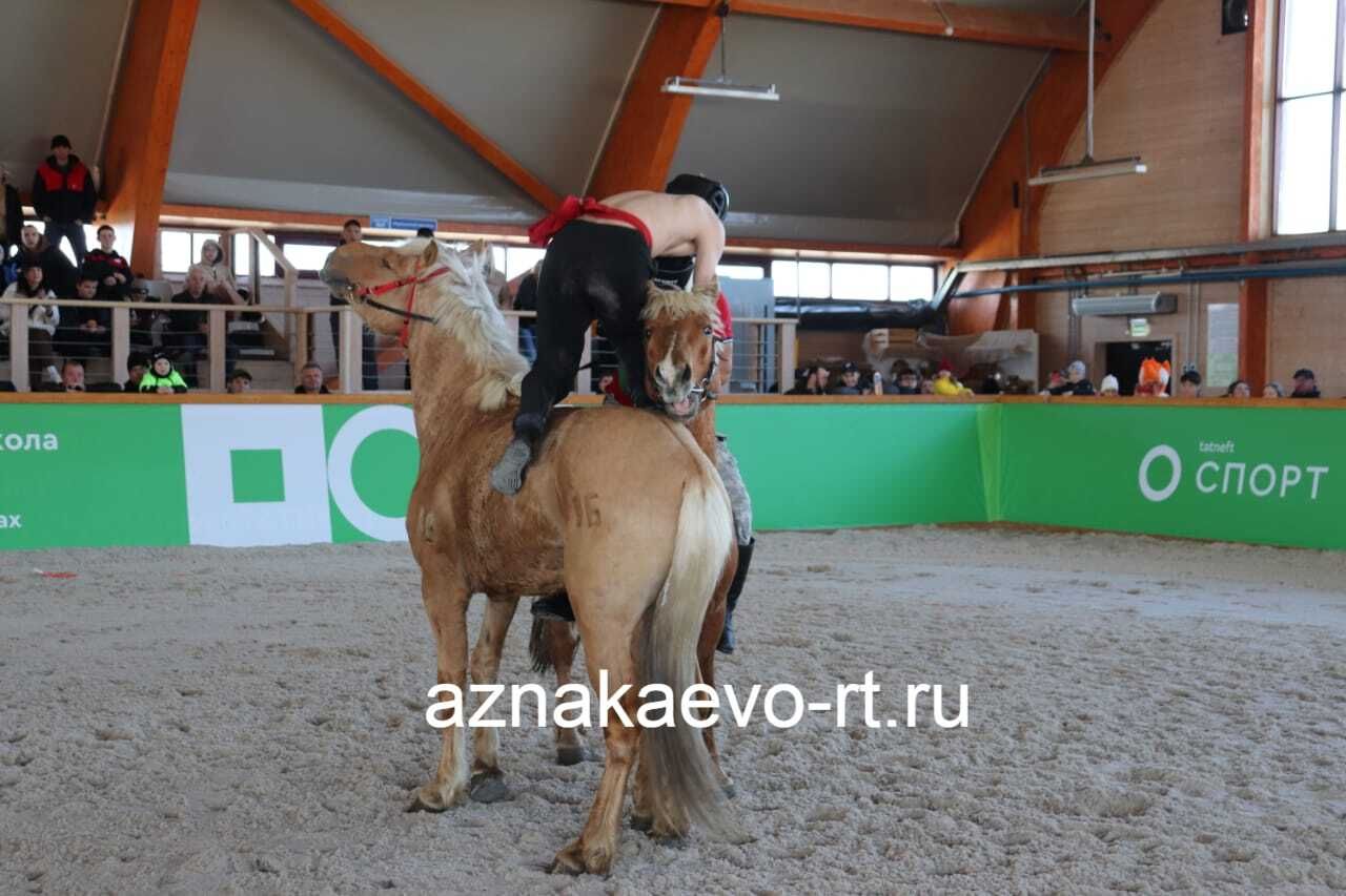 В Азнакаево прошли конноспортивные соревнования