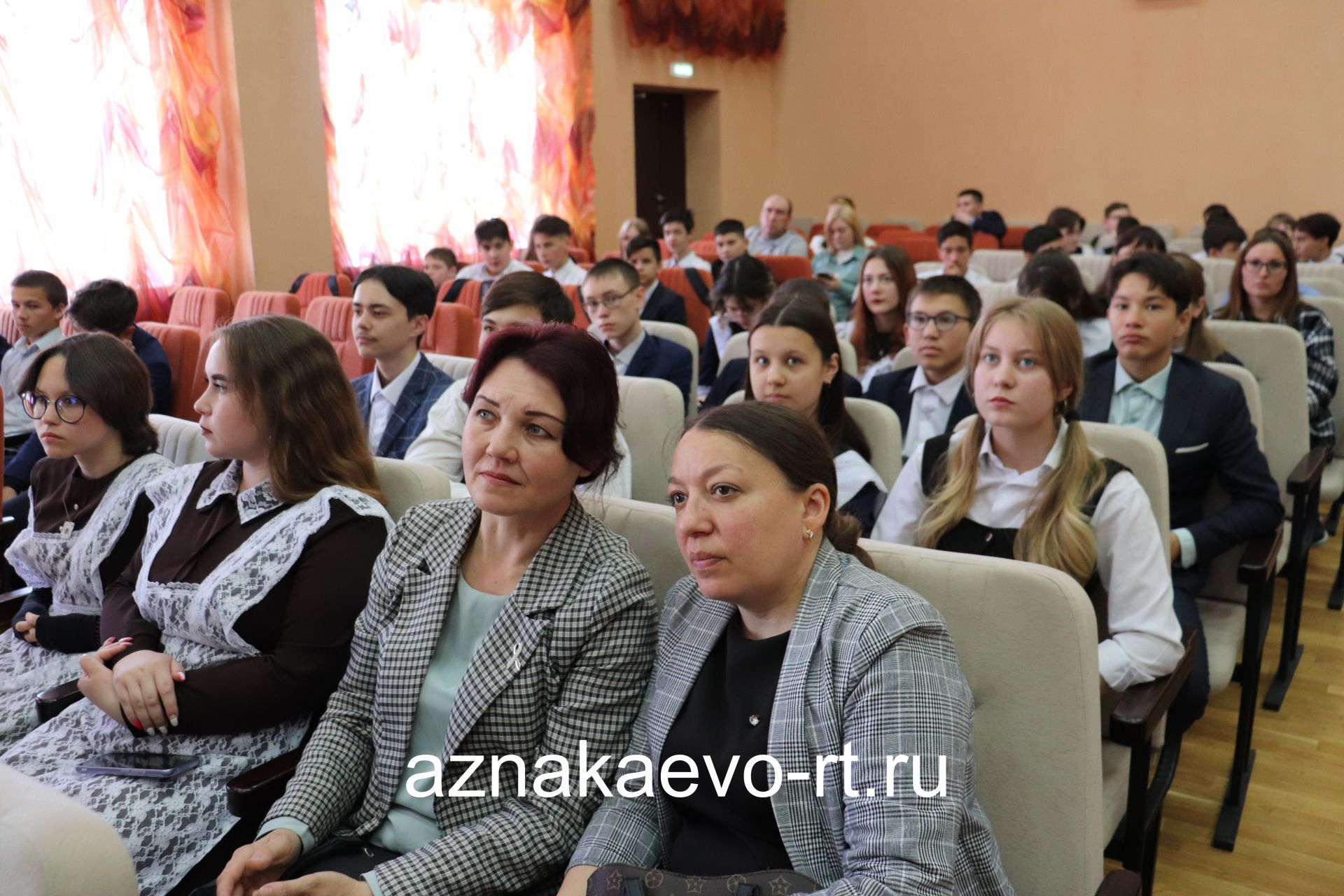 Азнакай мәктәпләрендәге аграр класслар эшчәнлегенә йомгак ясалды