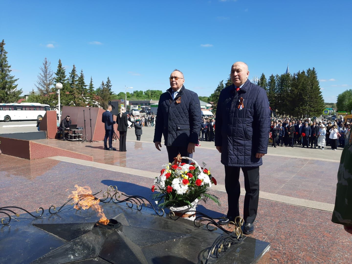 В Азнакаево празднуют День Победы