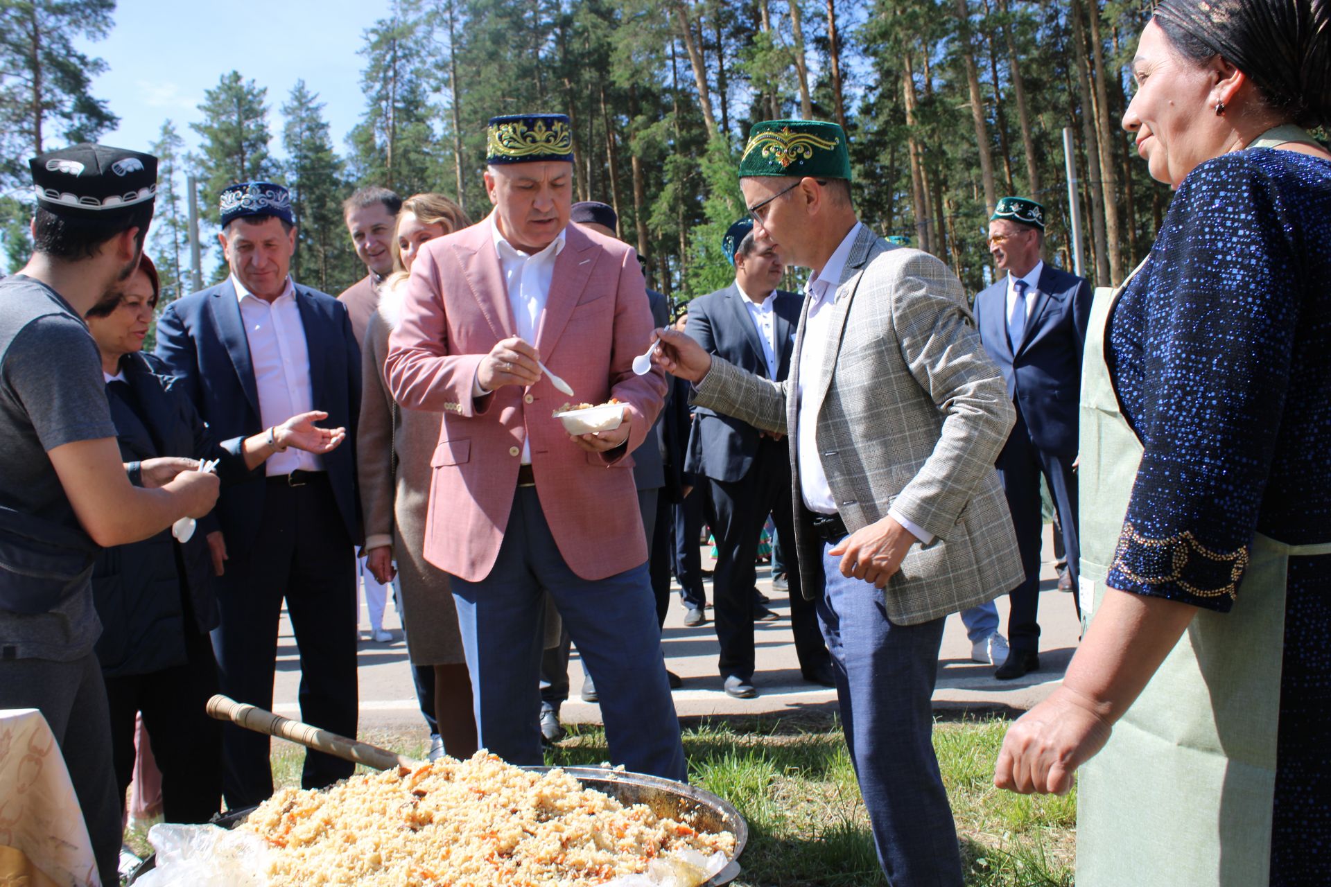 В Азнакаево ярко и зрелищно отпраздновали Сабантуй