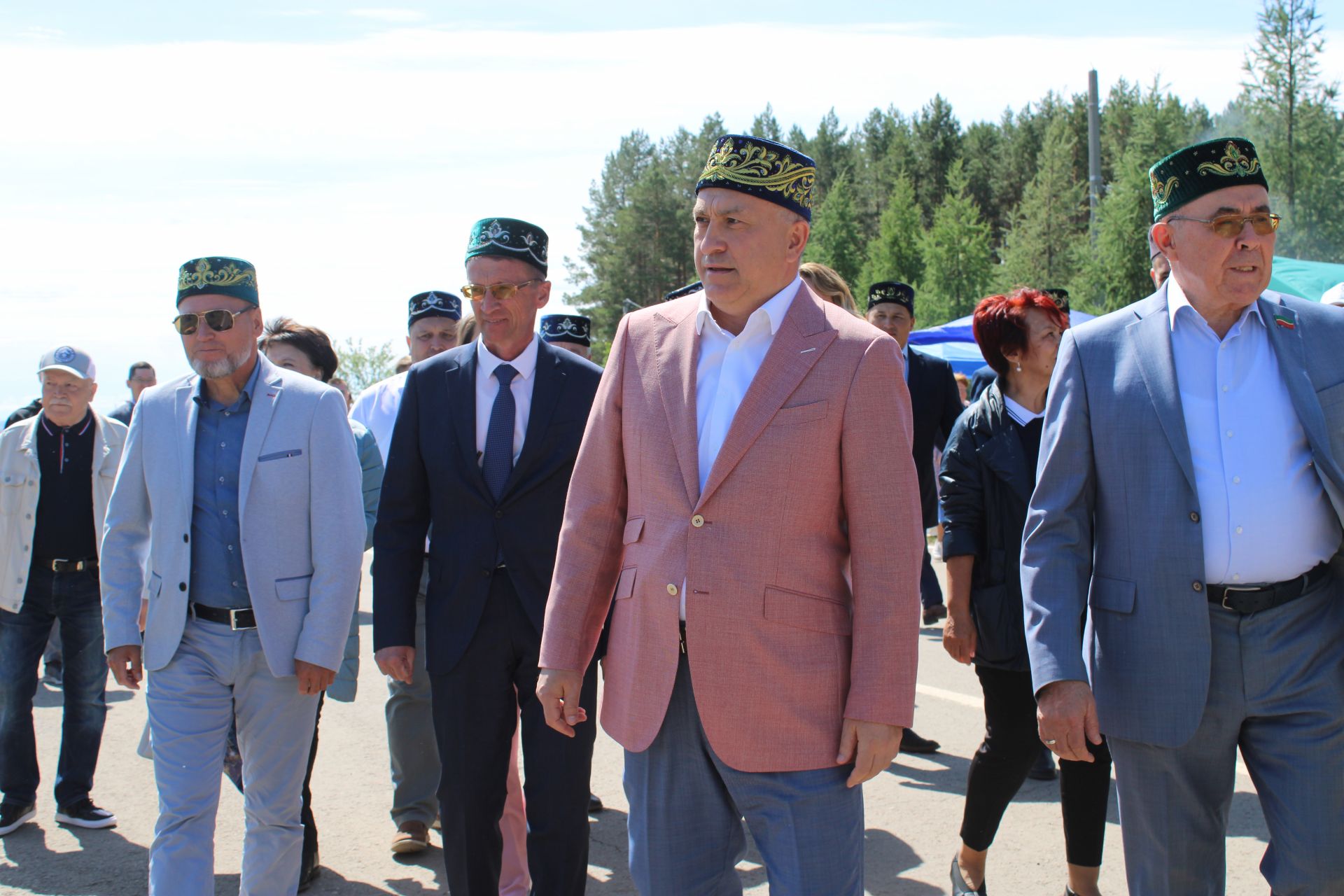 В Азнакаево ярко и зрелищно отпраздновали Сабантуй