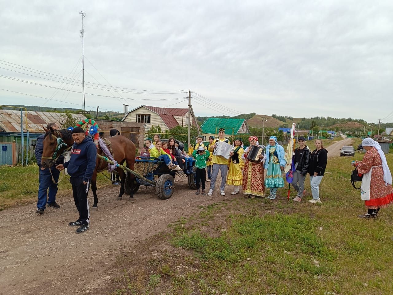 В селе Агерзе провели праздник добрых соседей и сбора подарков на Сабантуй