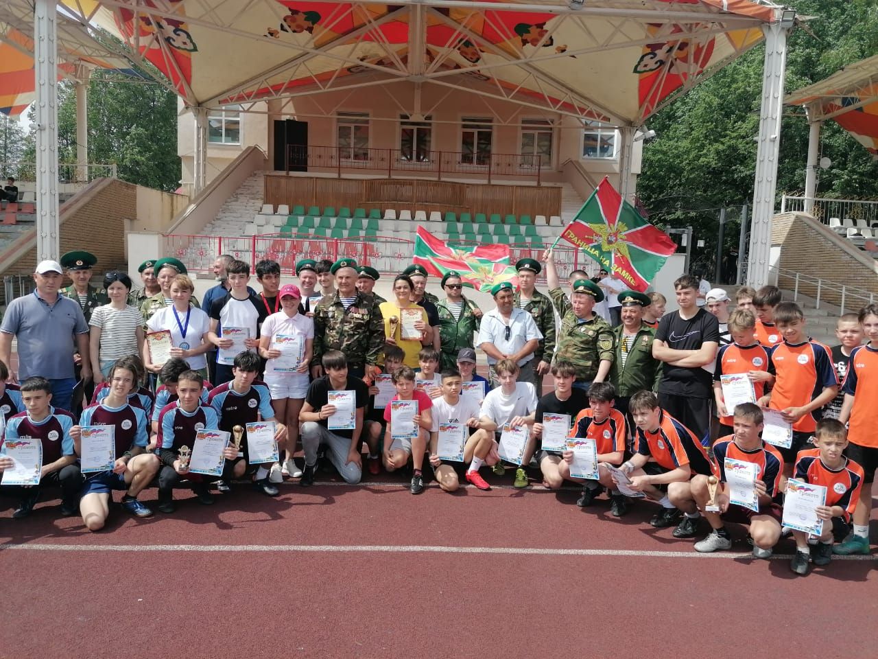 В Азнакаево прошел турнир по футболу среди школьных команд