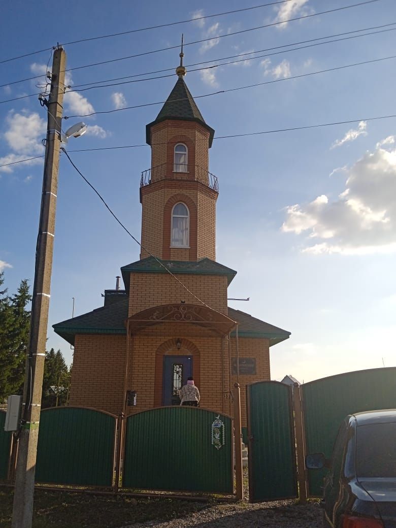 В новой мечети села Урсаево звучат проповеди